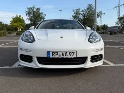Gebraucht Porsche Panamera S Executive 420 PS (308 kW) 2014 Weiß Kleinwagen