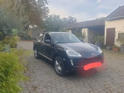 Gebraucht Porsche Cayenne 241 PS (177 kW) 2010 Schwarz SUV
