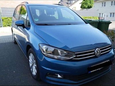 Gebraucht VW Touran Comfortline 110 PS (80 kW) 2016 Blau Van / Kleinbus