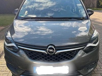 Opel Zafira Tourer