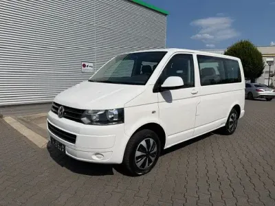 Gebraucht VW Caravelle Comfortline 102 PS (75 kW) 2011 Weiß Van