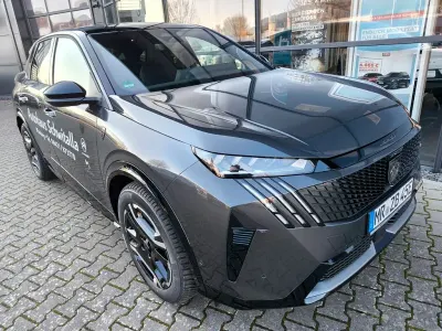 Gebraucht Peugeot e-3008 GT 156 kW (213 PS) 2025 Grau SUV