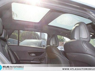 Usata Mercedes C220 AMG line 200 CV (147 kW) 2023 Verde Station wagon