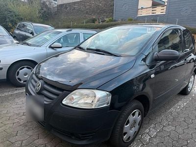 Gebraucht VW Fox 65 PS (47 kW) 2006 Schwarz Kleinwagen