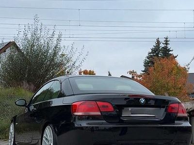 Schwarz Gebraucht 2008 BMW 330 Cabriolet Performance Cabrio | 12.499 € (Etwas zu teuer)
