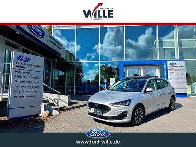 Gebraucht Ford Focus Titanium 125 PS (91 kW) 2023 Silber Limousine