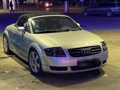 Gebraucht Audi TT Roadster 179 PS (131 kW) 2000 Silber Cabrio