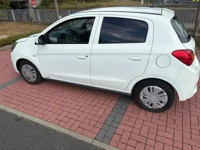 Gebraucht Mitsubishi Space Star 70 PS (51 kW) 2017 Weiß Kleinwagen
