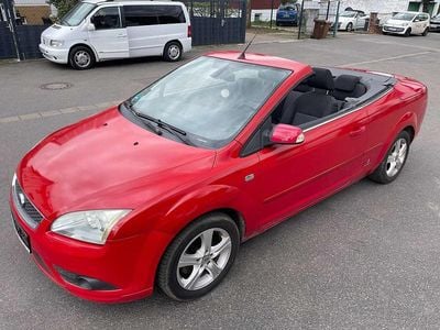 Begagnad Ford Focus Cabriolet 101 HK (74 kW) 2007 Röd Cab