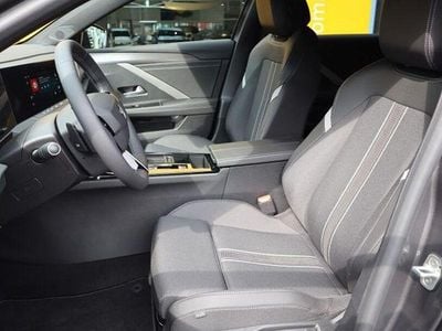 Usata Opel Astra 131 CV (96 kW) 2025 Grigio Berlina