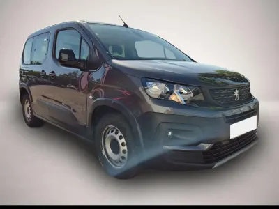 Gebraucht Peugeot Rifter Active 110 PS (80 kW) 2024 Manufacturer Van / Kleinbus
