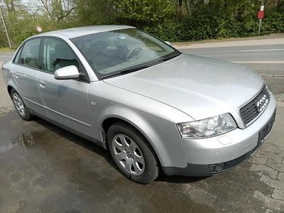 Gebraucht Audi A4 130 PS (95 kW) 2001 Silber Limousine