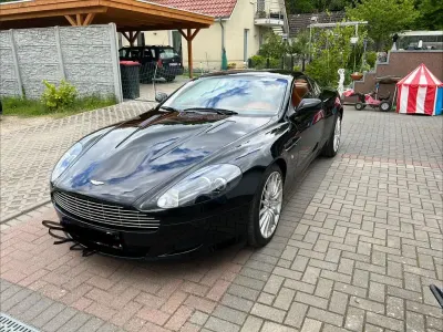 Używany Aston Martin DB9 457 KM (336 kW) 2006 Czarny