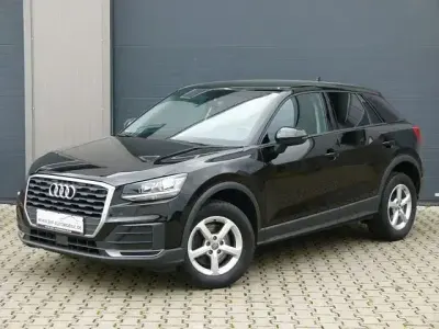 Gebraucht Audi Q2 Basis 150 PS (110 kW) 2018 Brillantschwarz SUV