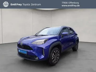 Neu Toyota Yaris Cross 131 PS (96 kW) 2026 Juniper blue metallic SUV