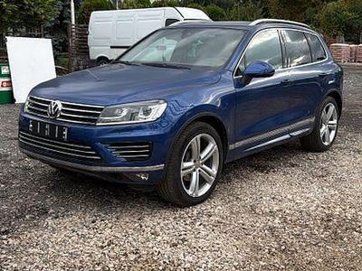 Blau Gebraucht 2016 VW Touareg Executive SUV | 21.999 € (Teuer)