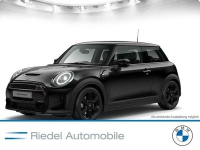 Gebraucht Mini Cooper S Classic 178 PS (130 kW) 2021 Midnight black metallic Kleinwagen