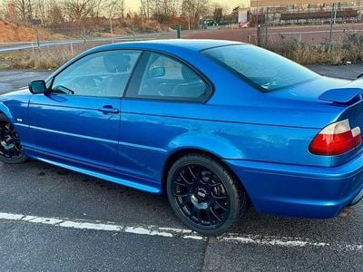 Gebraucht BMW 325 Basis 192 PS (141 kW) 2002 Blau Coupé