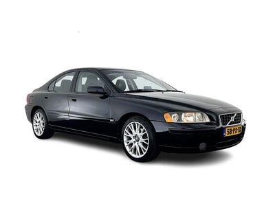 Schwarz Gebraucht 2005 Volvo S60 Momentum Limousine | 1.945 €