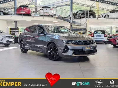 Gebraucht Opel Astra 181 PS (133 kW) 2025 Grau metallic Kleinwagen