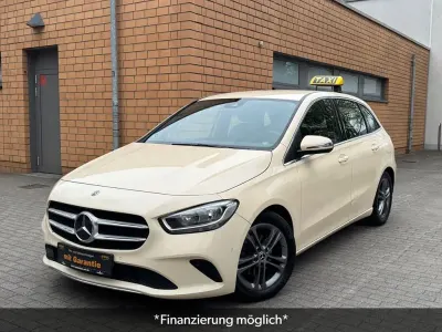 Gebraucht Mercedes B180 116 PS (85 kW) 2020 Gelb Van / Kleinbus