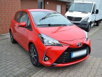 Gebraucht Toyota Yaris 111 PS (81 kW) 2018 Limousine