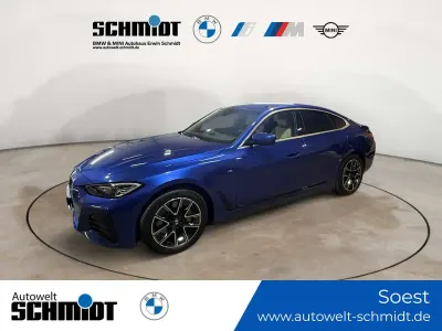 Gebraucht BMW i4 M Sport 250 kW (340 PS) 2023 M portimao blau metallic Limousine