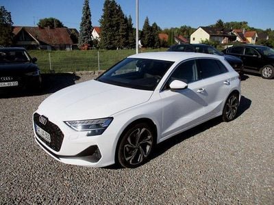 Weiß Gebraucht 2025 Audi A3 Sport Limousine | 33.900 € (Guter Preis)