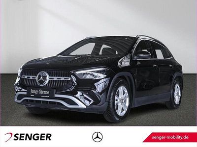 Gebraucht Mercedes GLA200 163 PS (119 kW) 2024 Unilack nachtschwarz SUV