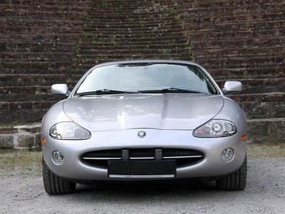Jaguar XK8