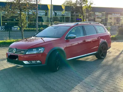 Gebraucht VW Passat Alltrack 140 PS (102 kW) 2013 Rot Kombi