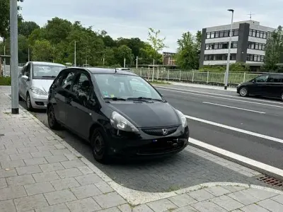 Gebraucht Honda Jazz 77 PS (56 kW) 2005 Schwarz Kleinwagen