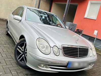 Mercedes E240