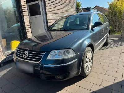 Gebraucht VW Passat 193 PS (141 kW) 2004 Blau Kombi