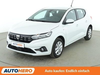 Gebraucht Dacia Sandero Comfort 91 PS (66 kW) 2022 Weiß Kleinwagen