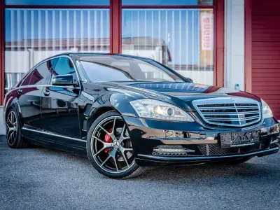 Używany Mercedes S500L 387 KM (284 kW) 2007 Czarny Sedan/Limuzyna
