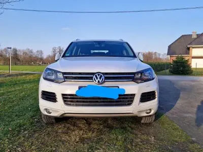 Gebraucht VW Touareg 245 PS (180 kW) 2013 Weiß SUV