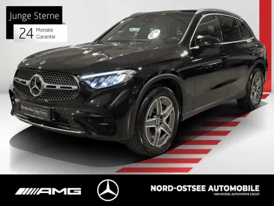 Usata Mercedes GLC300 AMG 269 CV (197 kW) 2025 Grigio SUV