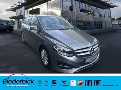 Gebraucht Mercedes B180 Style 122 PS (89 kW) 2016 Grau Van / Kleinbus