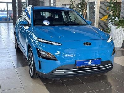 Gebraucht Hyundai Kona Basis 100 kW (136 PS) 2023 Blau SUV