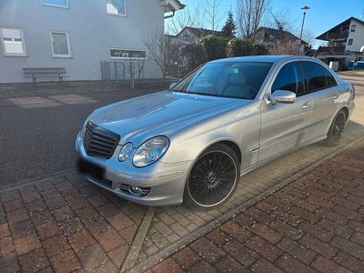 Gebraucht Mercedes E280 Avantgarde 231 PS (169 kW) 2006 Silber Limousine