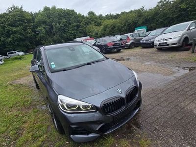 BMW 220