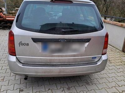 Usata Ford Focus 109 CV (80 kW) 2000 Argento Berlina