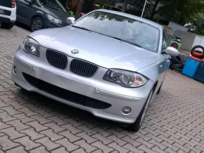 Brugt BMW 130 264 HK (194 kW) 2006 Sølv Hatchback