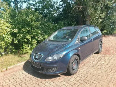 Używany Seat Altea XL 2007 Niebieski Minivan