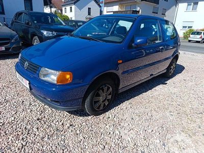Brugt VW Polo 60 HK (44 kW) 1998 Blå Hatchback