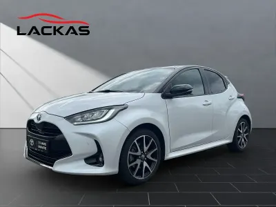 Gebraucht Toyota Yaris Hybrid Style 116 PS (85 kW) 2021 Schwarz Kleinwagen