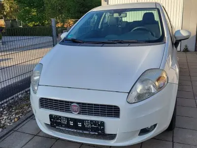Usata Fiat Punto Dynamic 77 CV (56 kW) 2006 Bianco Utilitaria