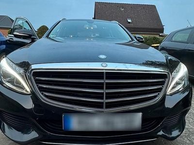 Gebraucht Mercedes C180 156 PS (114 kW) 2015 Schwarz Kombi