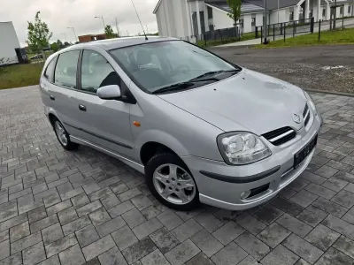 Gebraucht Nissan Almera Tino Acenta+ 116 PS (85 kW) 2005 Platinum silver Van / Kleinbus